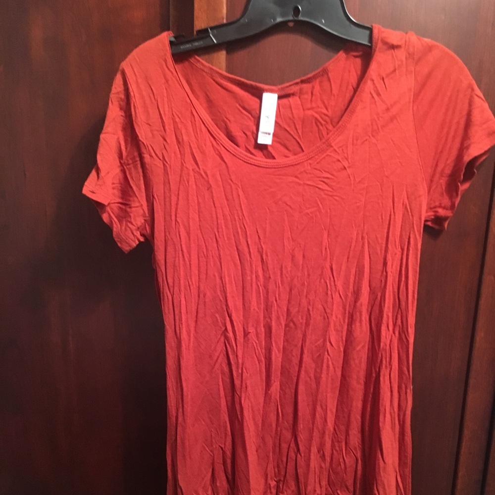 LuLaRoe Burnt Orange Classic T